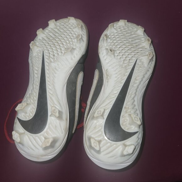 Nike Black and Red Boys Baseball Cleats Size 2 Youth - Picture 5 of 5